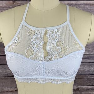 White Stretch Lace Keyhole Front and Back Bralette